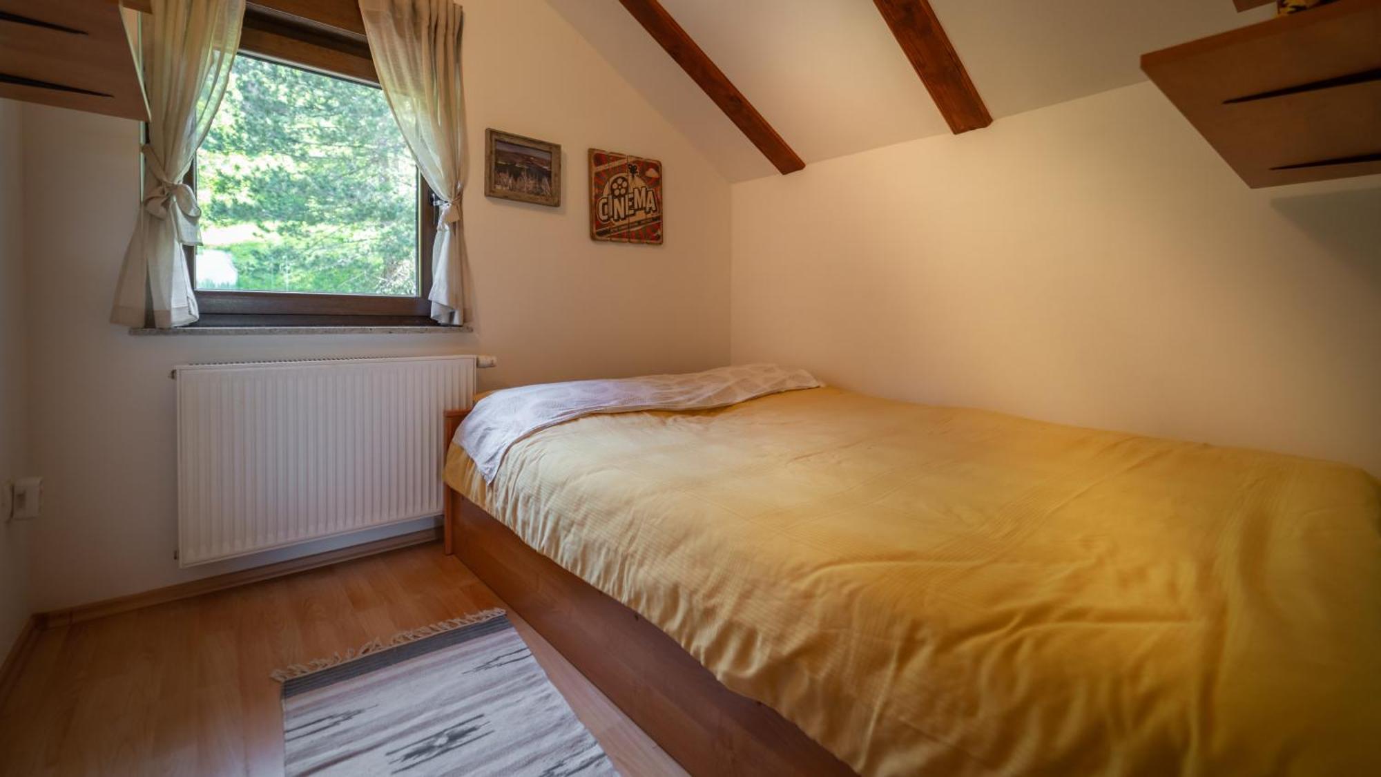 Specious Apartment Manitu In Forest Countryside Fuzine Bagian luar foto