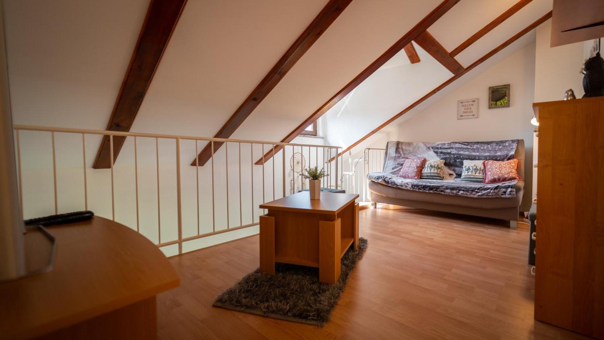 Specious Apartment Manitu In Forest Countryside Fuzine Bagian luar foto