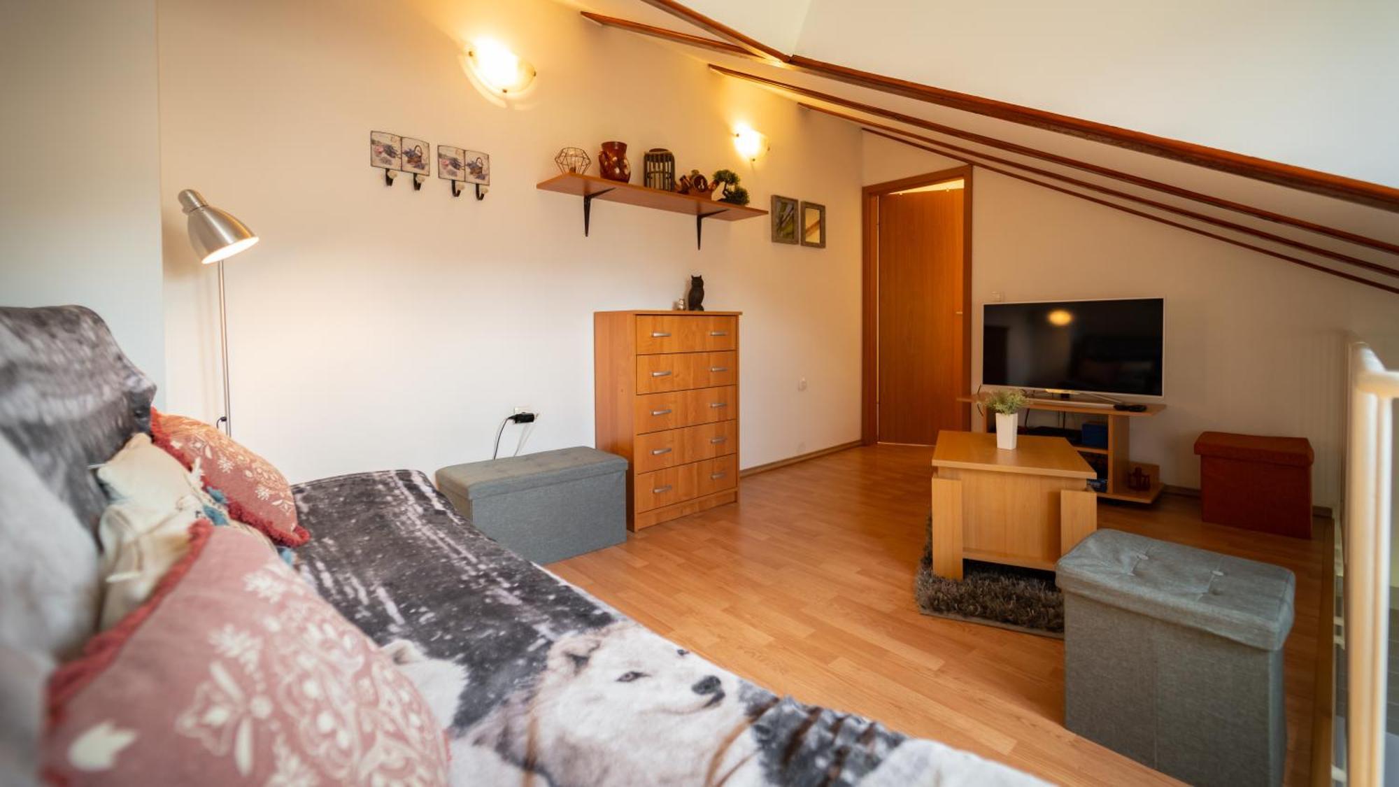 Specious Apartment Manitu In Forest Countryside Fuzine Bagian luar foto
